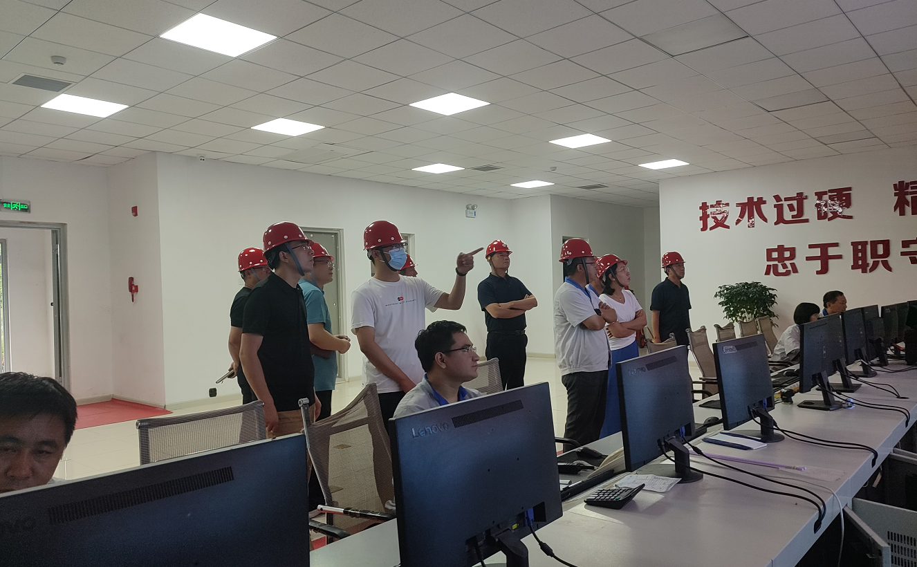 萊蕪區(qū)應(yīng)急局組織專家來(lái)公司進(jìn)行安全生產(chǎn)審計(jì)式監(jiān)督檢查。